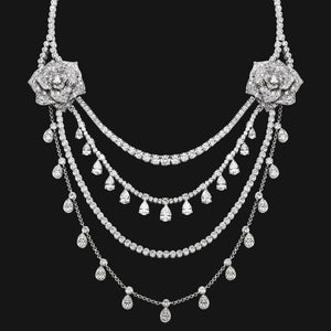 18k Fluid Lines Necklace